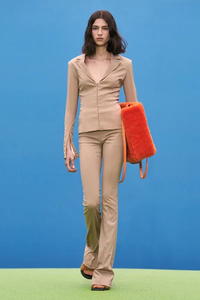 Look 1